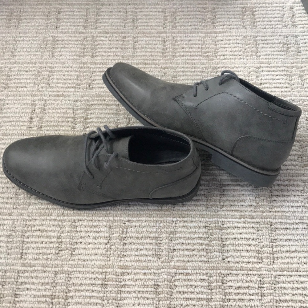 Dylan brand dress shoes, US Men’s 8.5, Grey